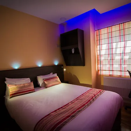 Ville Hotel 3*