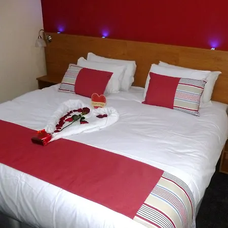 Ville Hotel 3*