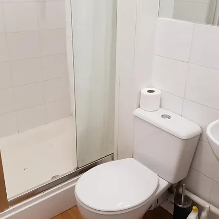 Number 1, Beech Road Apartment *