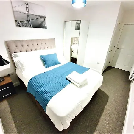 Manchester Holiday Apartment * Manchester