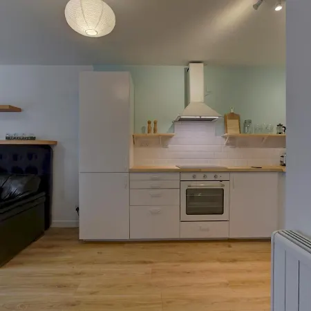 Central 1br Apt Sleeps 2 Close To Oxford Road! Manchester