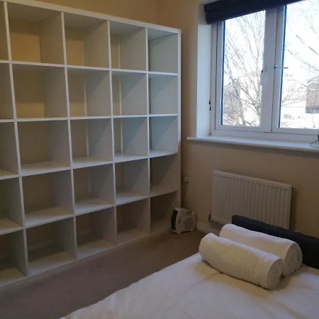 Апартаменты Nightingale Gardens - 4 Bed Detached House -