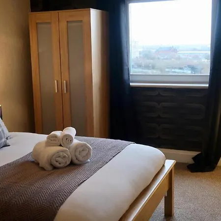 Διαμέρισμα Fantastic 2 Bed Apt Close To The Arena Sleeps 6 *