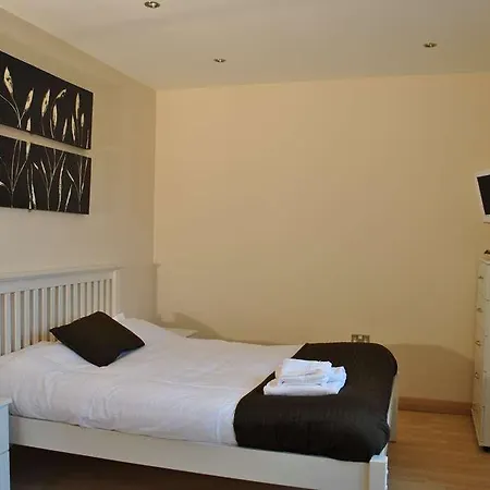 Dreamhouse Centre مانشستر