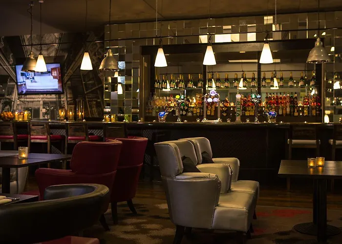 Treehouse 4* Manchester