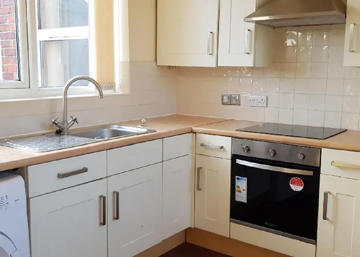 Beautiful 4 Bedroom Victorian Sleeps 7 Stockport *