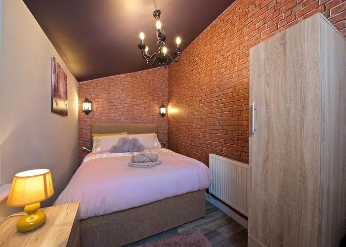 Beautiful Cozy With Free Parking בית נופש *