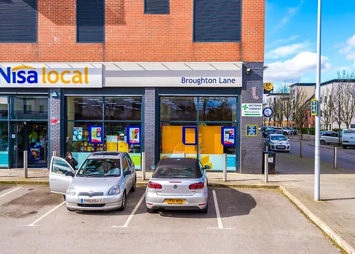 Bright&modern Contractor House By Niji Short