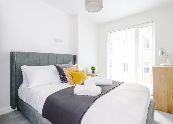 Апартаменты Hilltop Serviced Apartments- Northern Quarter