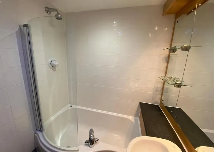 Large 5-bed Centre Townhouse With Secure Parking Holiday home *