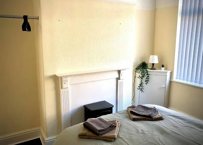 The Pad - 3br Entire House With Parking 펜션 *