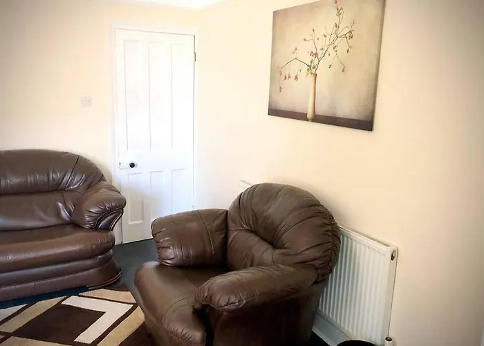 The Pad - 3br Entire House With Parking 펜션 *