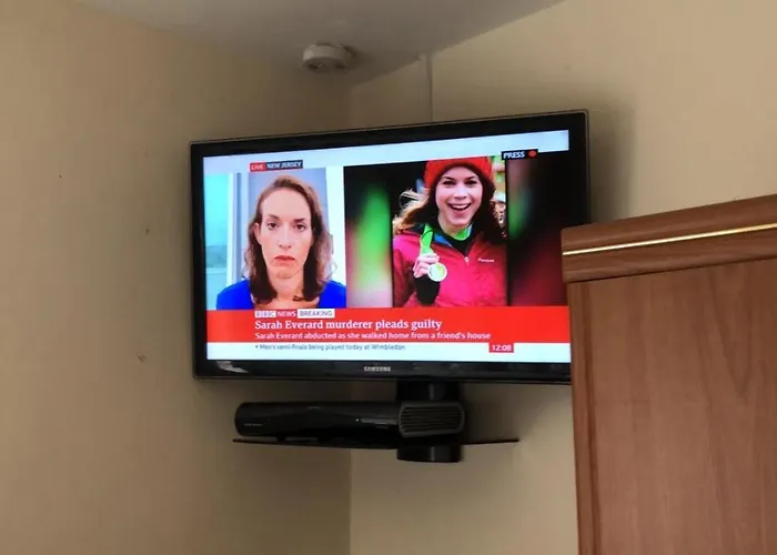 아파트 Brigstock Holidays House 맨체스터