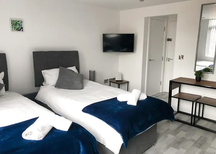 Apartman 10min To - Free Parking - Private - Contractor Friendly