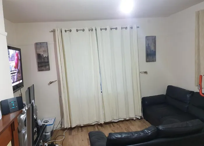 Ubytování v soukromí Splendid 4bedrooms Shared