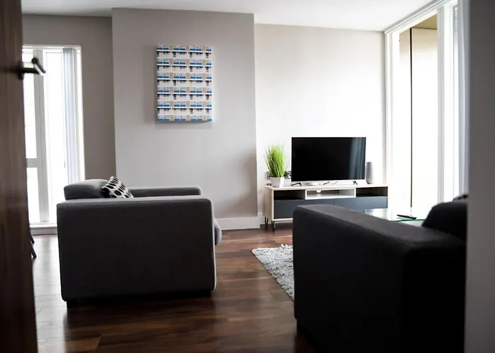 Onpoint - Spacious 2 Bedroom Apt - City Centre With Balcony Manchester