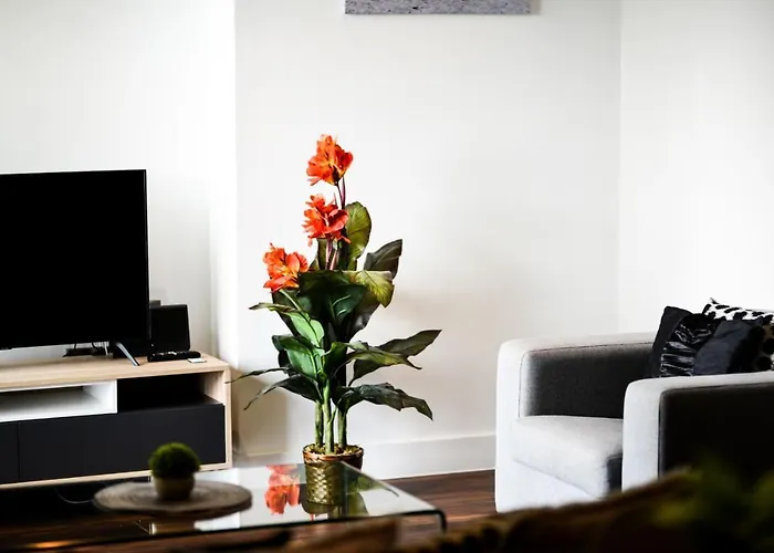 Apartament Onpoint - Spacious 2 Bedroom Apt - City Centre With Balcony