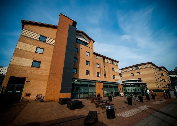 Weston Hall - Halls Of Hotel 2*