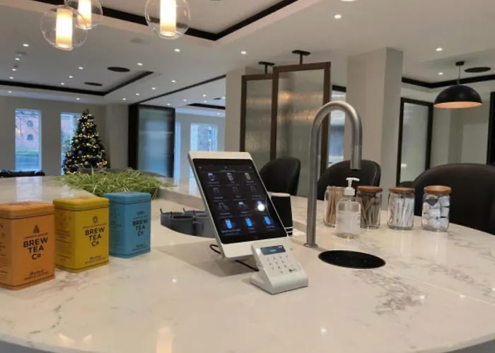 Luxurious Centre 2 Bed Apartamento *