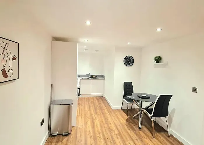 1-bedroom Aprt In Salford- Freeparking- Sleeps3