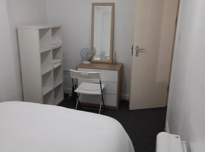 Two Bedroom Ancoats With Private Entrance