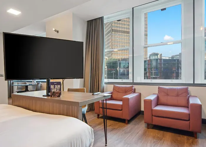 Roomzzz Victoria 4* مانشستر