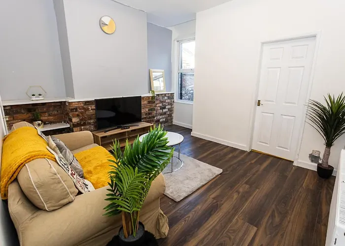 Holiday home M18 Abbey Hey Manchester