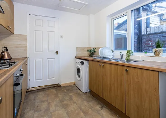 Holiday home M18 Abbey Hey Manchester