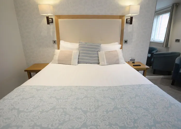 The Waterside And Leisure Club Hotel