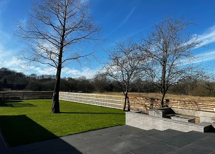 Luxury Close To The With Hot Tub & Bbq Fire Pit. * Manchester