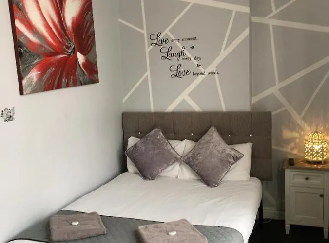 Casa de hóspedes Queens 3*