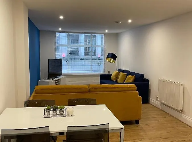 아파트 Luxury 2-bedroom In The Heart Of Centre *