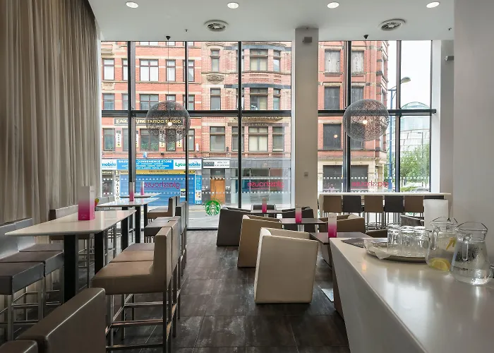 Crowne Plaza Centre By Ihg Hotel 4*