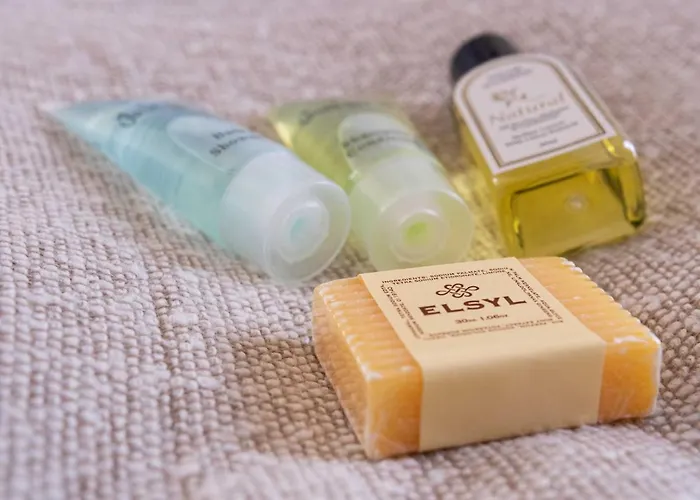 Pass The Keys Lovely 3 Bedroom Golf Club And Parking