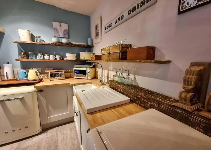 Stunning Luxury Vintage Duplex With Parking Сasa de vacaciones Mánchester