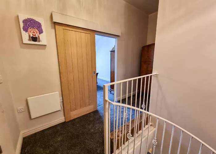 Stunning Luxury Vintage Duplex With Parking