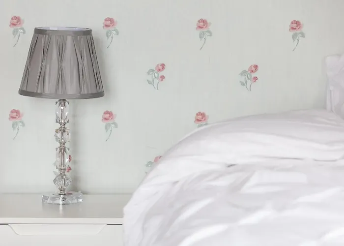 Сasa de vacaciones Beautiful 'mayfield' With Private Pool! *