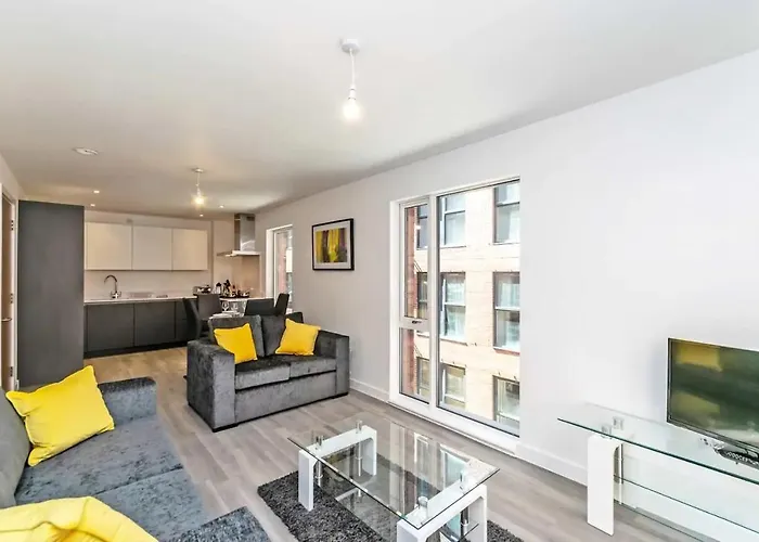 Halo - Centre * مانشستر