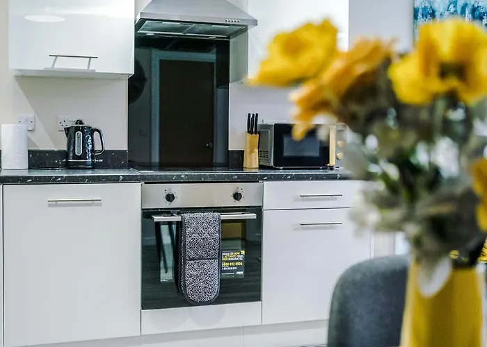 Weelky And Monthly Bookings At Cassia Unit - Telly Homes Ltd -brand New 1 Bedroom Salford, *