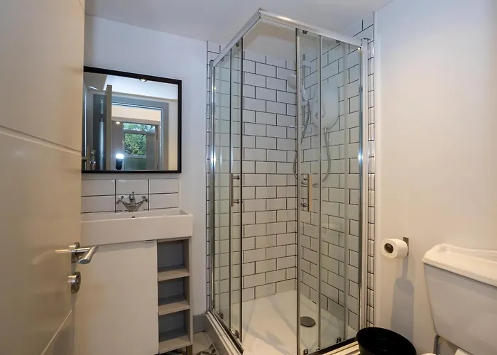 Pillo Serviced - Salford * Manchester