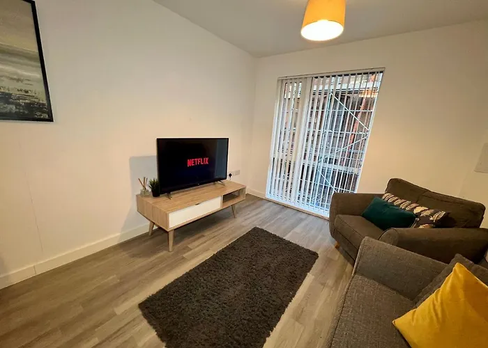 Halo - Centre * مانشستر