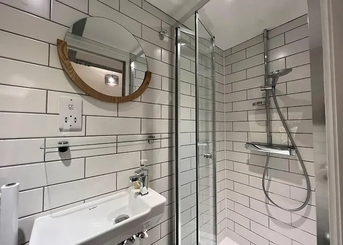 Central, Unique 4-storey House In Northern Quarter, *