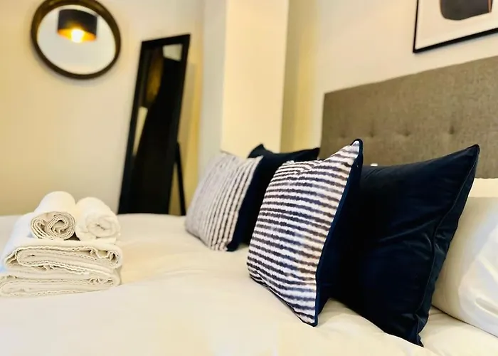 Modern One Bedroom Near Old Trafford Stadium * مانشستر