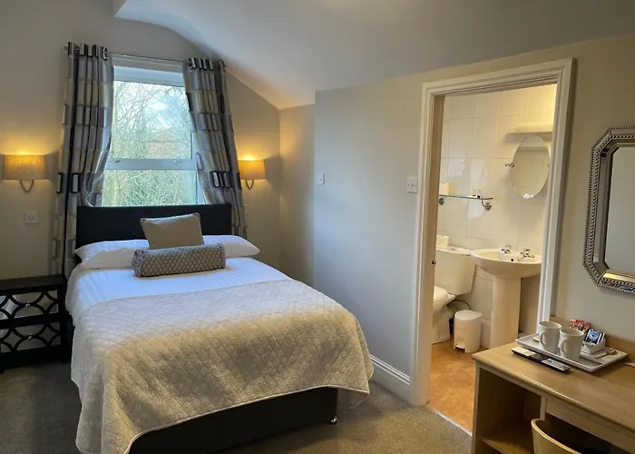 The Westlynne & Манчестер