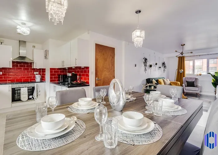 Дом отдыха Spacious 5br - Coop Live & Etihad - Pool Table