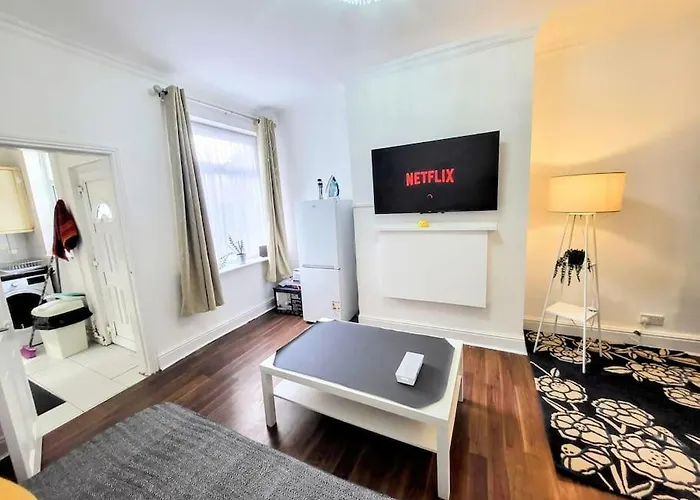 Comfortable House Near Etihad - Sleep Rest Manchester