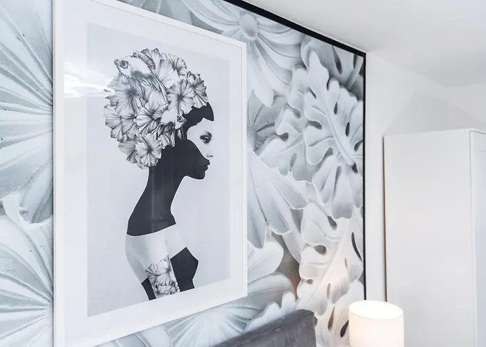 4 Bedroom, 3 Bathroom Walking Distance To Centre 펜션 맨체스터