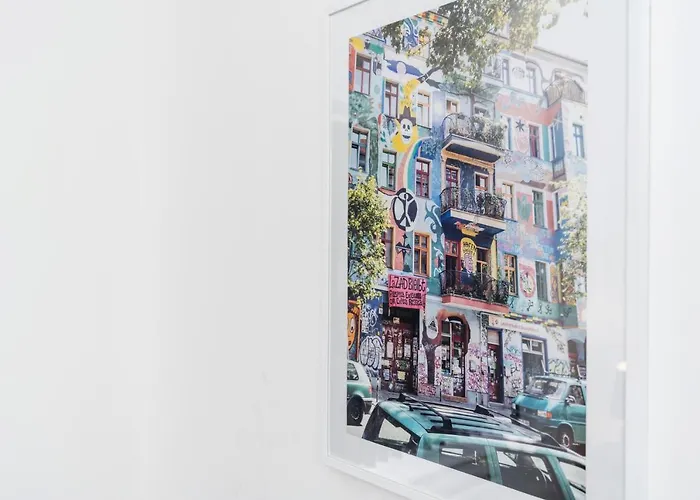 4 Bedroom, 3 Bathroom Walking Distance To Centre 맨체스터