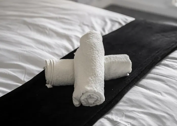 公寓 A Spacious 2 Bed With A River And Cascade View, Imaya Nights, M3 曼彻斯特