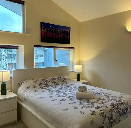 펜션 Cosy House Near Centre And Football Stadium